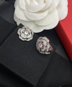 Chanel Earrings - Image 4