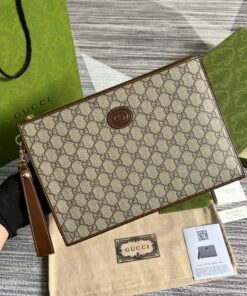 Gucci GG Wool Pouch with Interlocking G – Brown, Men’s Pouch, 12in/31cm GG