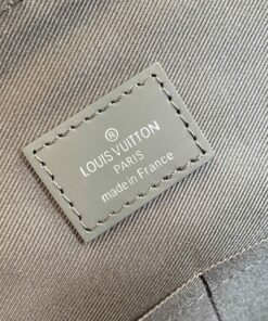 Louis Vuitton District MM Monogram Eclipse Canvas For Men, Shoulder and Crossbody Bags 12.2in/31cm LV M44001 - Image 7