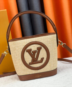 Louis Vuitton Petit Bucket Raffia Caramel Brown For Women, Shoulder And Crossbody Bags 9.4in/24cm LV M59962