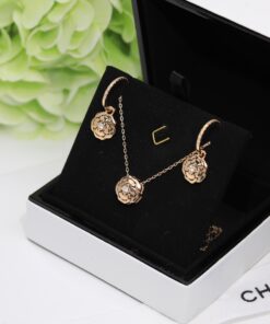 Chanel Earrings - Image 3