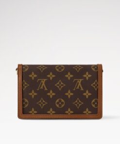 Louis Vuitton Dauphine Chain Wallet Monogram Canvas For Women, 7.3in/18.5cm, M68746 - Image 4