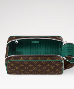 Louis Vuitton Dopp Kit Monogram Canvas Minty /Green For Men 11in/28cm M12639 - Image 3