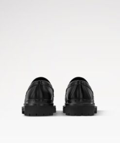 Louis Vuitton Major Loafer Black For Men 1AHRF8 - Image 5