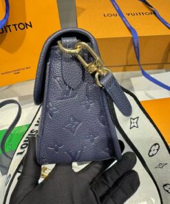 Louis Vuitton Diane Monogram Navy/Crème For Women, 9.4in/24cm M47161 - Image 6