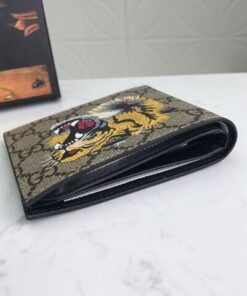 Gucci Tiger Print GG Supreme Bifold Wallet For Men 11cm/4.3in GG 451268 K5Z1N 8666 - Image 4