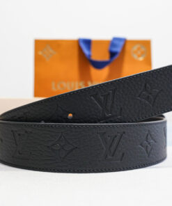 Alternative view of Louis Vuitton LV Initiales 40mm Belt Black For Men MP236