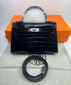 Hermes Kelly Mini 19 Top Handle Bag 7.5in/ 19cm Black Silver Hardware For Women - Image 8