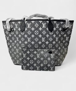 Louis Vuitton Neverfull MM Tote Bag 12.2in/ 31cm Grey Monogram Jacquard Denim Silver Hardware For Women M21465 - Image 8