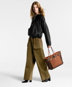 Alternative view of Louis Vuitton Neverfull Inside Out MM Tote Bag 12.2in/ 31cm Tan Gold Hardware For Women M12061