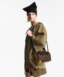 Alternative view of Louis Vuitton Speedy Trunk 20 Top Handle Bag 8.1in/ 20.5cm Monogram Canvas Gold Hardware For Women M13146