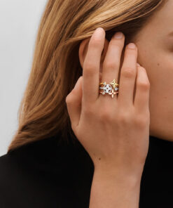 Alternative view of Louis Vuitton Idylle Blossom Ring, 3 Golds And Diamonds For Women- Q9F15Z