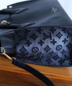 Louis Vuitton On My Side Black For Women 12in/30.5cm M53826 - Image 6