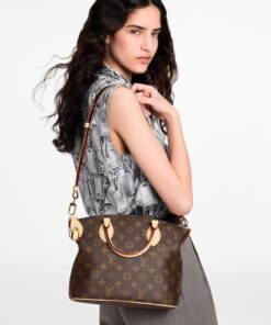 Alternative view of Louis Vuitton Neo Lockit PM Monogram Canvas For Women 13in/33cm M26532