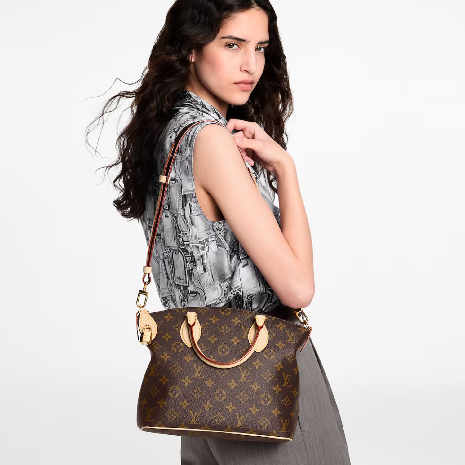 Louis Vuitton Neo Lockit PM Monogram Canvas For Women 13in/33cm M26532 - Image 2