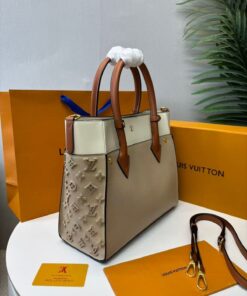 Louis Vuitton On My Side MM Tote Bag Grey For Women 12in/ 30.5cm M53825 - Image 8