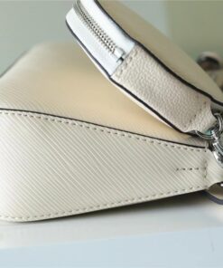 Louis Vuitton Marellini Quartz White For Women 7.5in/19cm M20999 - Image 4