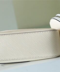 Louis Vuitton Marellini Quartz White For Women 7.5in/19cm M20999 - Image 3