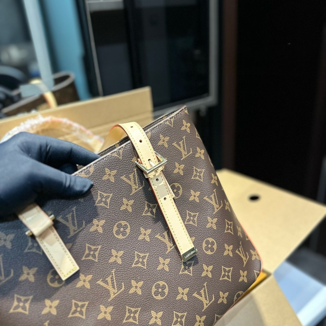 Louis Vuitton Piano Monogram Canvas Tote Bag Brown 13in/33Cm M12095 - Image 6