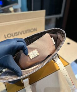 Alternative view of Louis Vuitton Piano Monogram Canvas Tote Bag Brown 13in/33Cm M12095