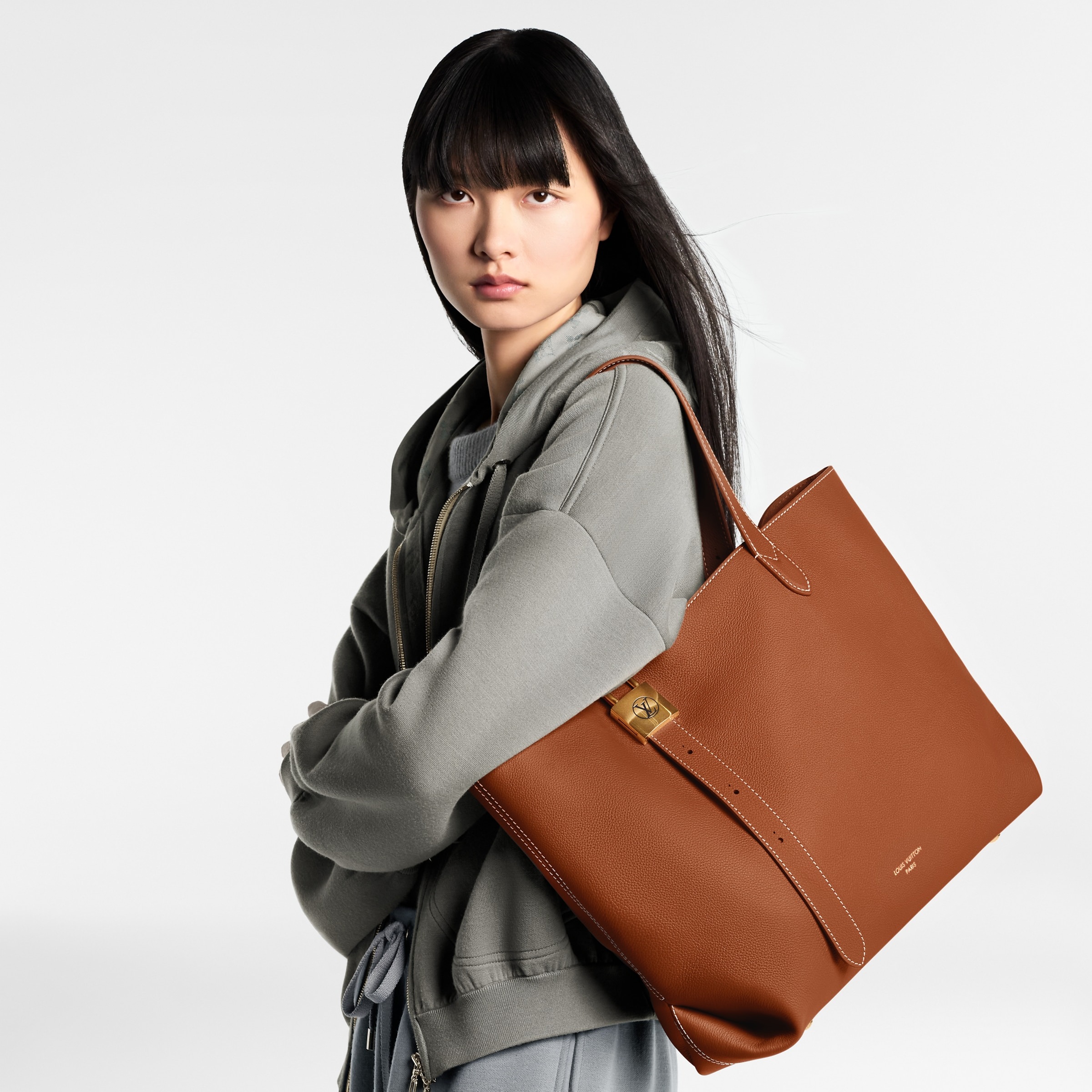 Louis Vuitton Low Key Cabas MM Shoulder Bag 18.5in/47cm Cognac Brown Gold Hardware For Women M25342 - Image 3