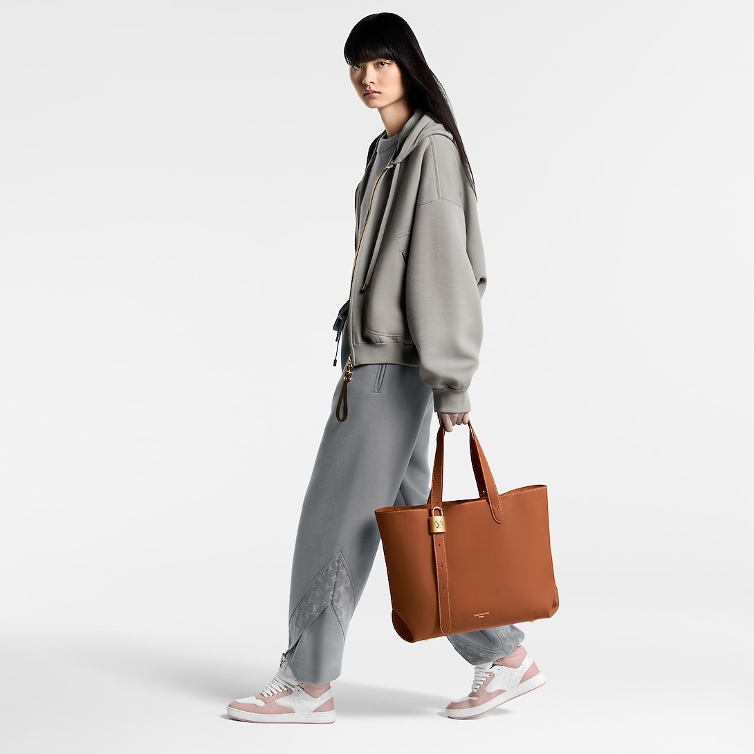 Louis Vuitton Low Key Cabas MM Shoulder Bag 18.5in/47cm Cognac Brown Gold Hardware For Women M25342 - Image 2
