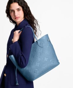 Alternative view of Louis Vuitton Neverfull MM Tote Bag 12.2in/ 31cm Blue Jean Gold Hardware For Women M27358